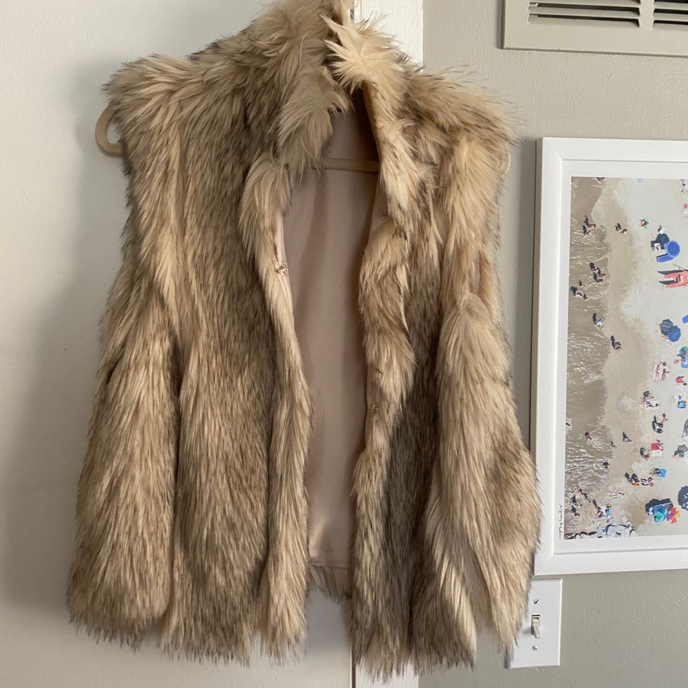 Like New Topshop Fur Vest Size 6